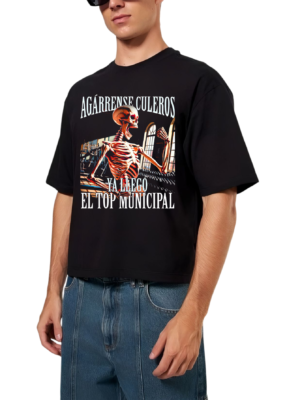 PLAYERA ESTAMPADA GYM BOXY FIT CALACAS CHIDAS TOP MUNICIPAL